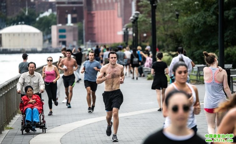 老年运动健身益处