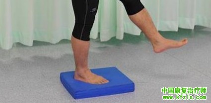 习惯性崴脚危害和康复训练方法